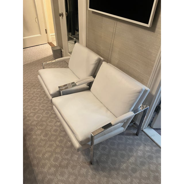 Pair of Chrome Lounge Chairs in White Leather Attributed to Milo Baughman For Sale - Image 13 of 16