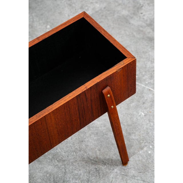 Brown Mid Century Danish Modern Planter Teak Denmark Rectangular Outdoor / Indoor MCM For Sale - Image 8 of 11