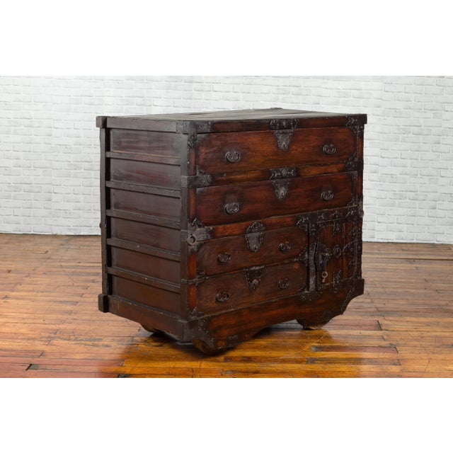 Japanese 19th Century Merchant's Chest with Drawers and Door, Mounted on Wheels For Sale - Image 4 of 13