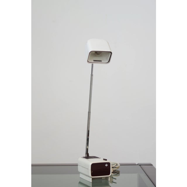 Vintage Folding Reading Lamp with Telescopic Arm and Dual Light Intensity For Sale - Image 9 of 10