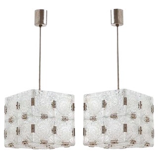 Cubic Carved Clear Glass Chandeliers in the Style of Kalmar, 1960s, Set of 2 For Sale