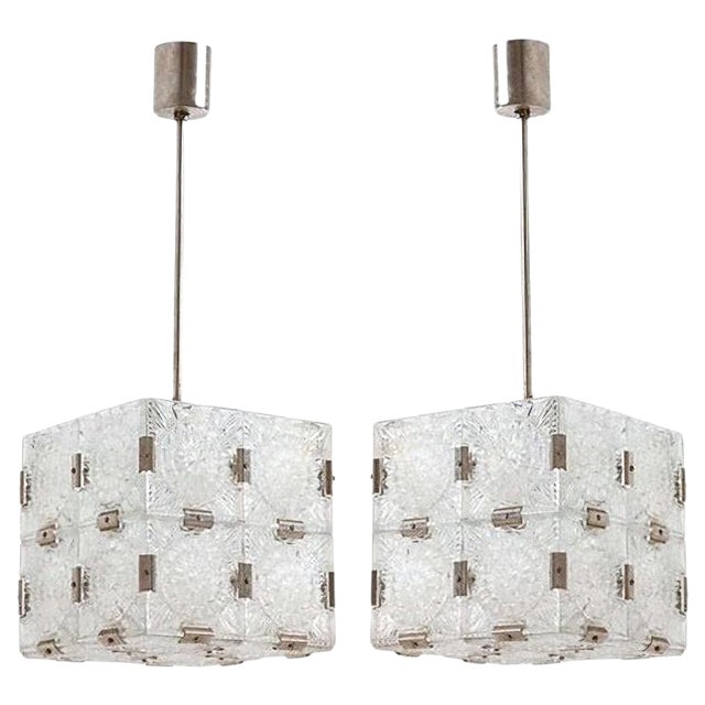 Cubic Carved Clear Glass Chandeliers in the Style of Kalmar, 1960s, Set of 2 For Sale