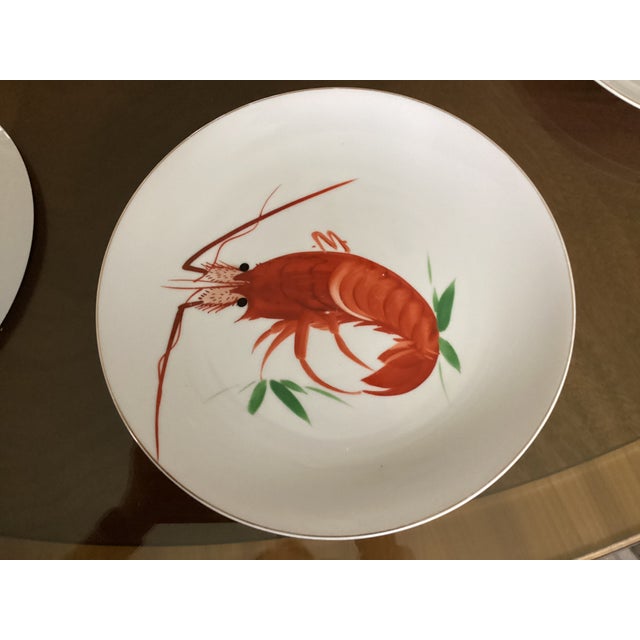 Contemporary Dinner Plates With Lobster Design in the Style of Plates Made in Japan - Set of 8 For Sale - Image 13 of 15