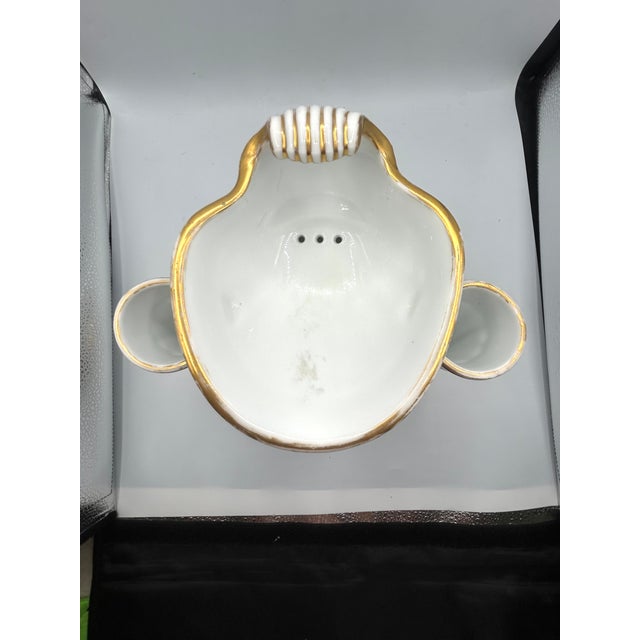 Late 19th Century Late Victorian Cray’s Patent Porcelain Washstand Soap, Sponge & Brush For Sale - Image 11 of 16