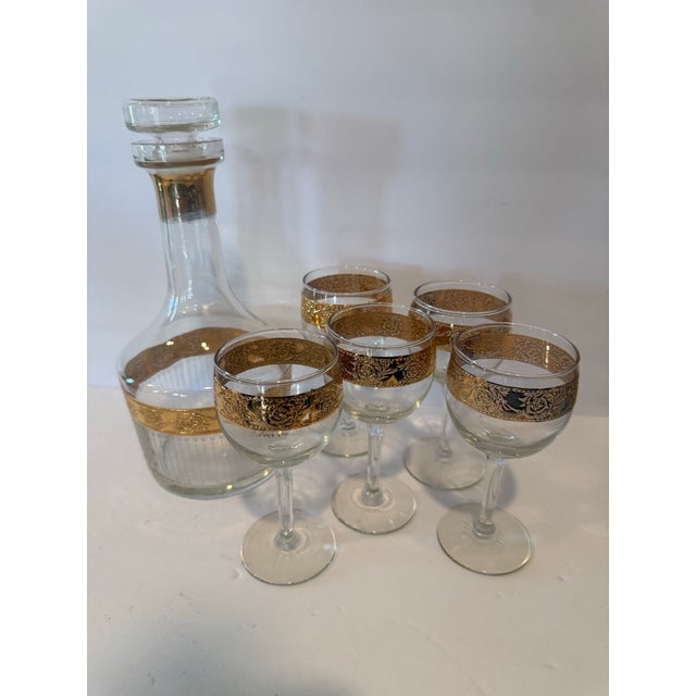 Vintage Culver Tyrol Gold Filigree Glass Decanter & 5 Stemmed Wine Glasses Set For Sale - Image 4 of 12