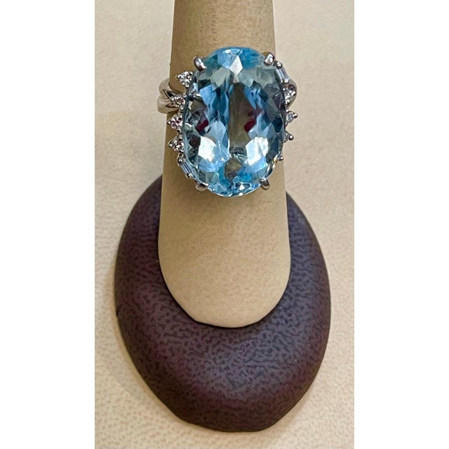 25 Carat Natural Aquamarine and Diamond Cocktail Ring 18 Karat Gold, Estate For Sale - Image 12 of 18