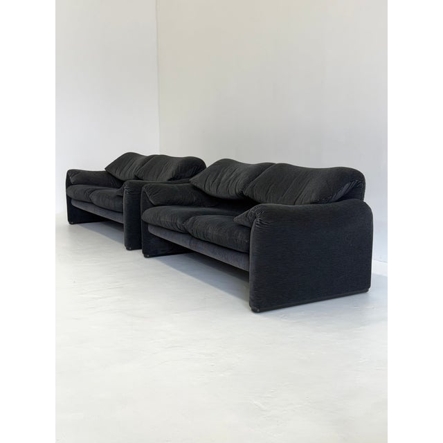 Maralunga 2-Seater Black-Grey Sofa by Vico Magistretti for Cassina, 1970s For Sale - Image 14 of 14