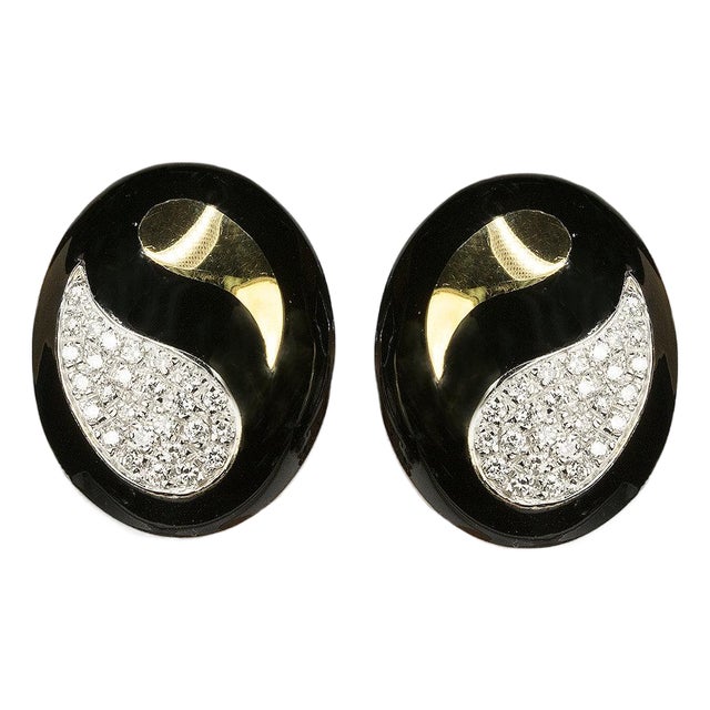 Late 20th Century Pair of 18k Diamond & Onyx Earrings For Sale
