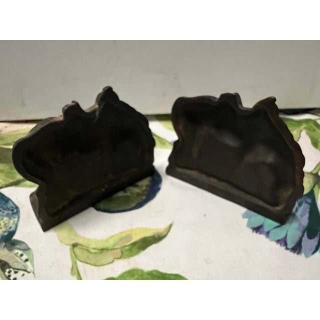 This is a beautiful pair of metal equestrian bookends. These would look great in any home and is perfect for the interior...