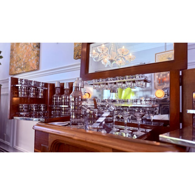 Wood A Rare Functioning Art Deco Philco Radiobar 1937. Complete Original Glassware. For Sale - Image 7 of 16