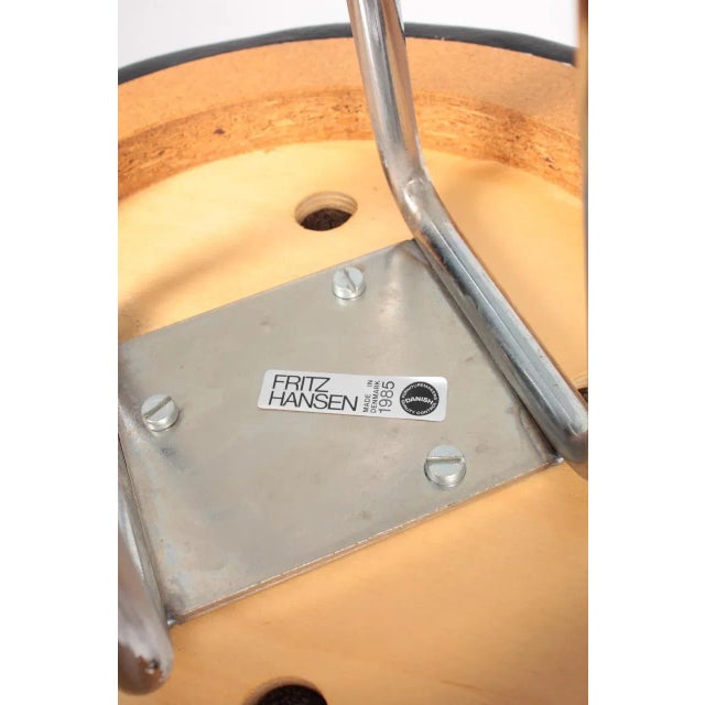 Set of Mid-Century Patinated Leather Barstools by Piet Hein for Fritz Hansen, 1960s For Sale - Image 8 of 10