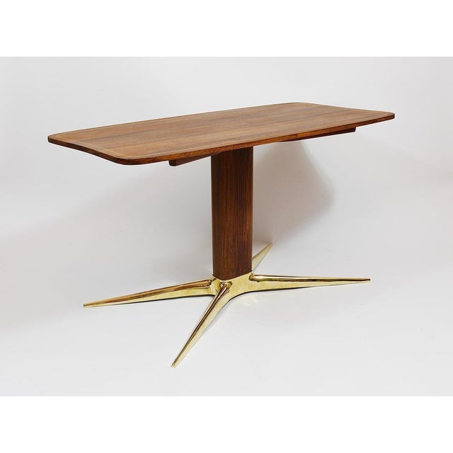 Brass and Walnut Coffee Table attributed to Oswald Haerdtl for Hagenauer, Vienna, Austria, 1950s For Sale - Image 11 of 18