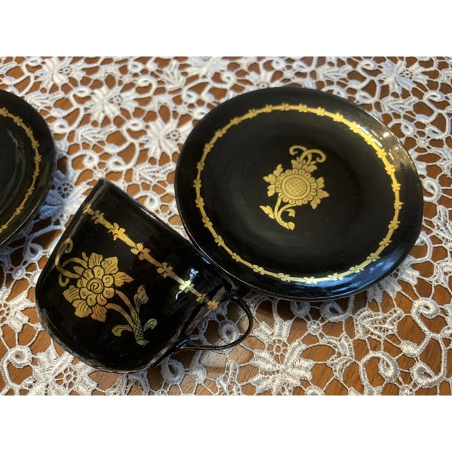 Black Lacquerware Cups and Saucers, 1960s, Set of 14 For Sale - Image 8 of 18