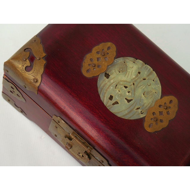 1960s Vintage Chinese Rosewood Jewelry Box With Brass Fittings and Carved Jade Inlay For Sale - Image 5 of 7