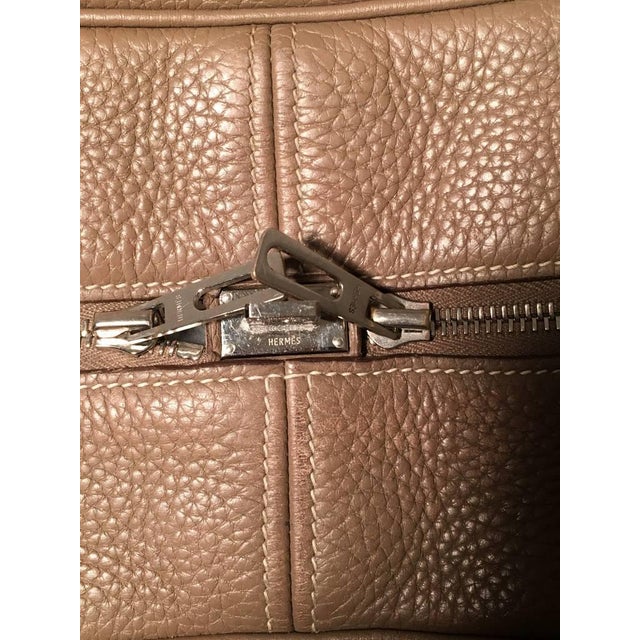 Gray Hermes Grey Clemence Leather Victoria II 35 For Sale - Image 8 of 10