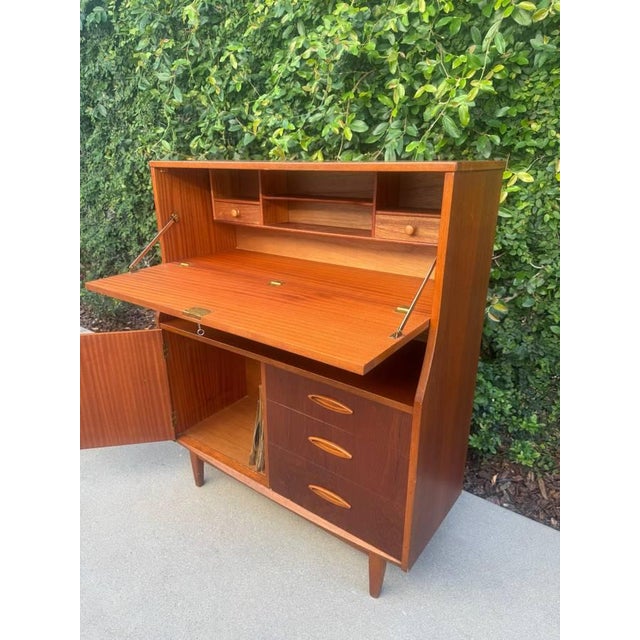 Mid Century Modern Jentique Secretary/ Writing Desk/ Bureau 1960s For Sale - Image 9 of 11