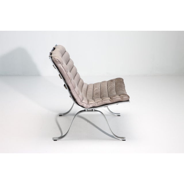 Lowback Ari Chair in Grey Leather by Arne Norel, Denmark, 1960s, in Very Good conditions. Designed 1960 to 1969