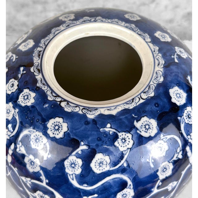 Ceramic Vintage Chinese Chinoiserie Blue & White Porcelain Butterfly Floral Ginger Jar For Sale - Image 7 of 9