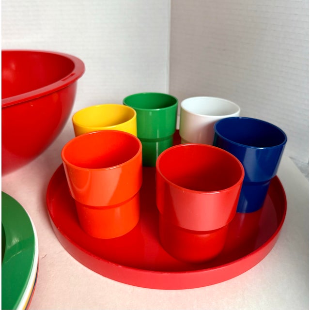 1960s 1970's Space Age Ingrid “Party Ball” Picnic Set in Red Sphere Carrying Case For Sale - Image 5 of 10