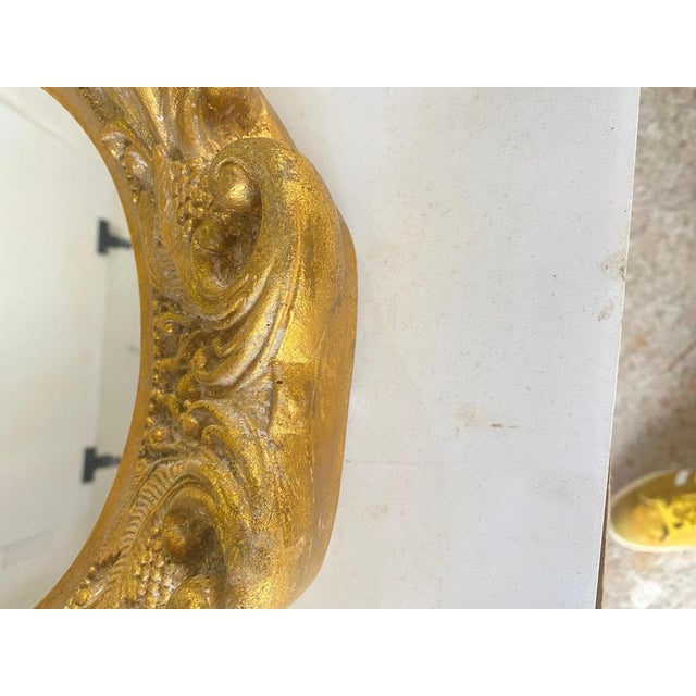 Gold Mirrors in Gilt Resin, 20th Century, Set of 2 For Sale - Image 8 of 16