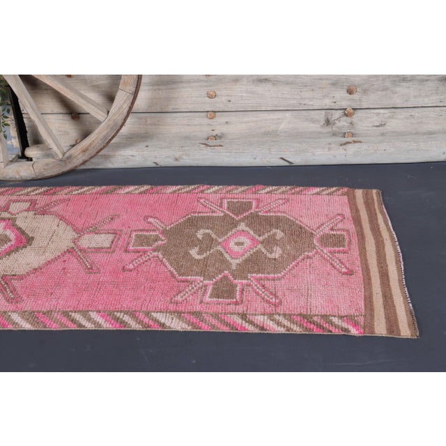 Vintage Turkish Oushak Handmade Wool Cotton Pink Runner Rug For Sale - Image 4 of 9
