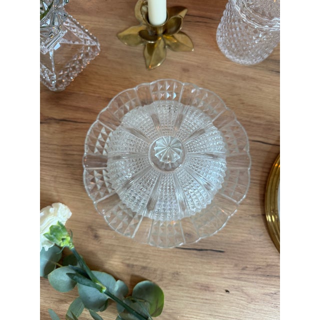 Ideal for presenting butter, cheeses, or petits fours. Also perfect as a centerpiece with a small string of lights.