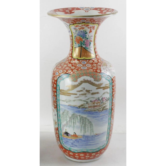 Pair of Late 19th Century Japanese Porcelain Vases For Sale In Los Angeles - Image 6 of 10
