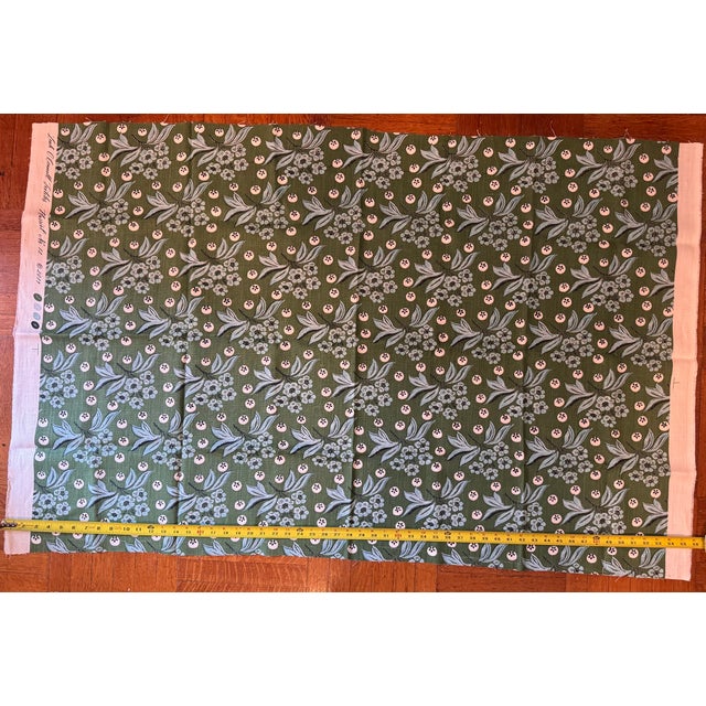 Cricket HAR/01 Material: 100% Oyster Linen Repeat: 6.5”h x 9.64”v