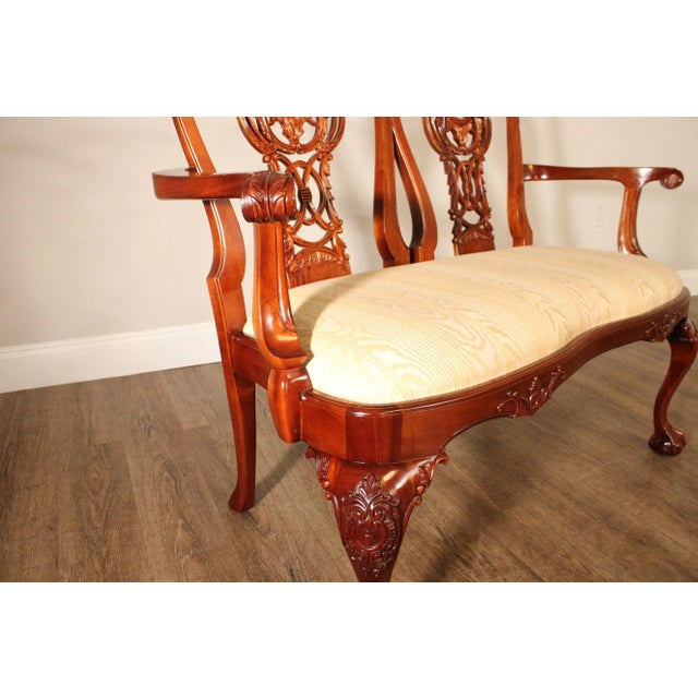 Late 20th Century Chippendale Style Carved Mahogany Settee For Sale - Image 9 of 12