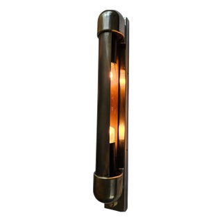 Vintage Bauhaus Art Deco Wall Lamp in Chrome, 1940s For Sale