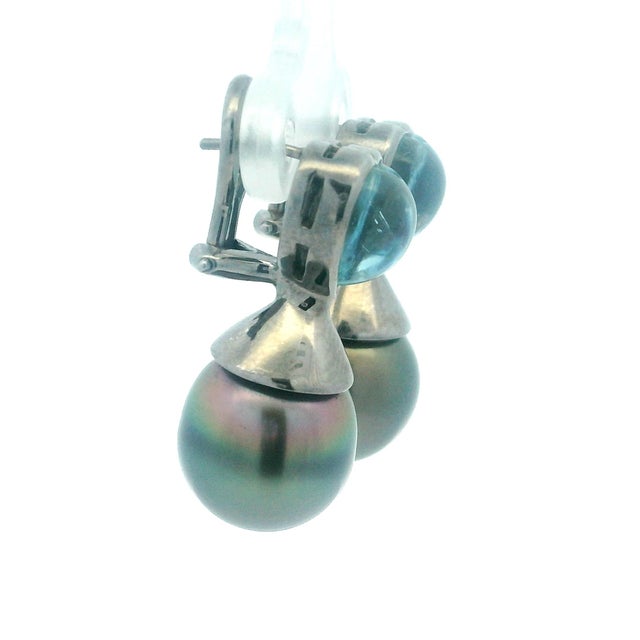Contemporary 18k Black Rhodium Heart Aquamarine & Black Pearl Drop Earrings, Pair For Sale - Image 3 of 10