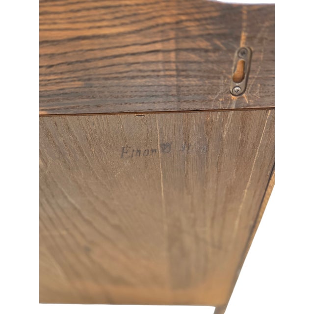 1980s Ethan Allan Charter Oak Jacobean End Side Table Octagon Rent Table Style For Sale - Image 16 of 16