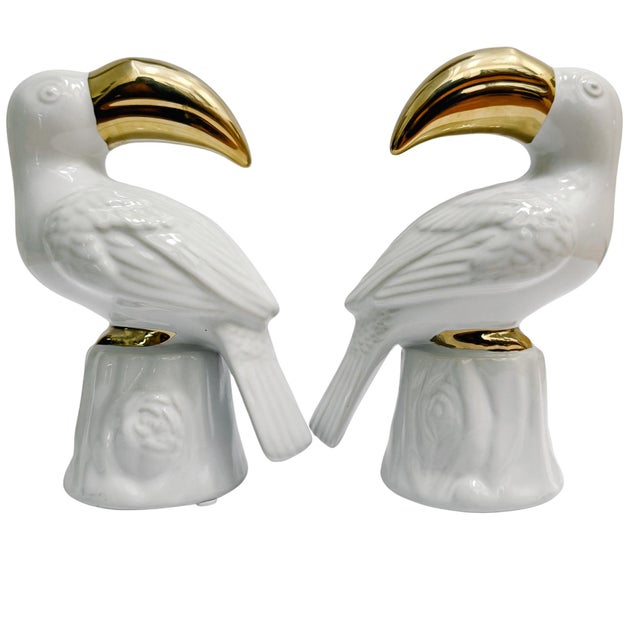 Mid-Century Modern Vintage Hollywood Regency White Porcelain & Gold Gilt Toucan Bookends - A Pair For Sale - Image 3 of 9