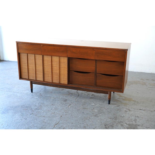 Hooker Furniture Mid-Century Modern Walnut & Cane Full Size Headboard Bed Frame For Sale - Image 13 of 14