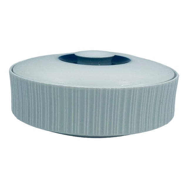 Porcelain Secunda Soup Tureen by Tapio Wirkkala for Rosenthal, 1965 For Sale