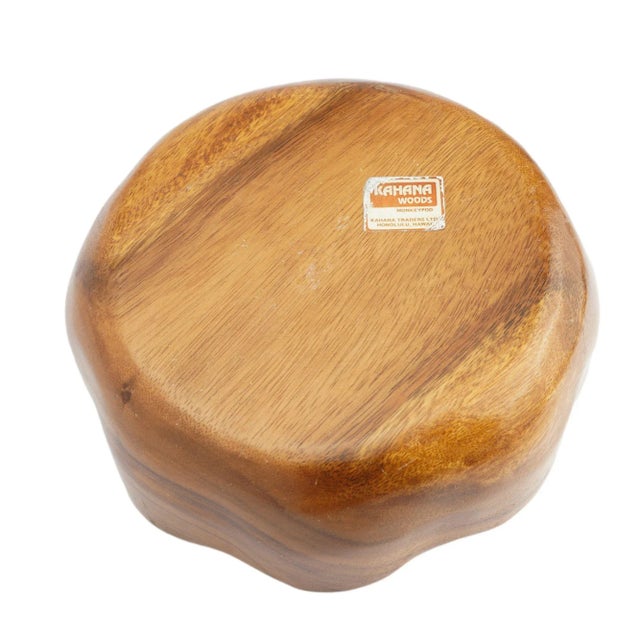 Kahana Traders Hand Carved Monkeypod Wood Bowl, 1950-55 For Sale - Image 4 of 6