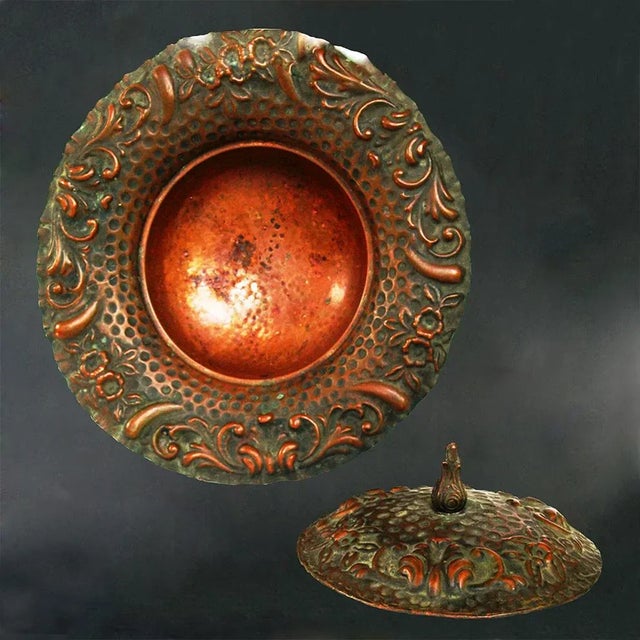 Height: 12 cm Diameter: cm. 29