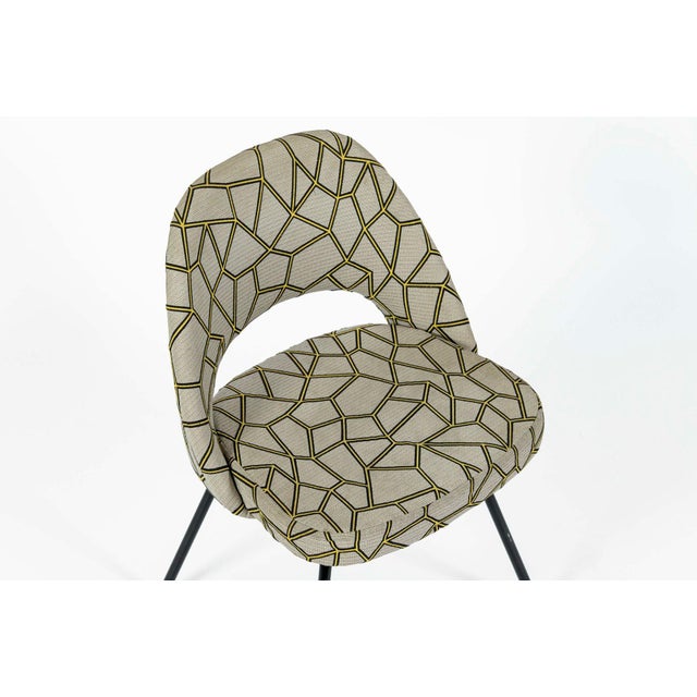 Eero Saarinen Executive Side Chair for Knoll Mid Century Modern Black Metal For Sale - Image 10 of 15