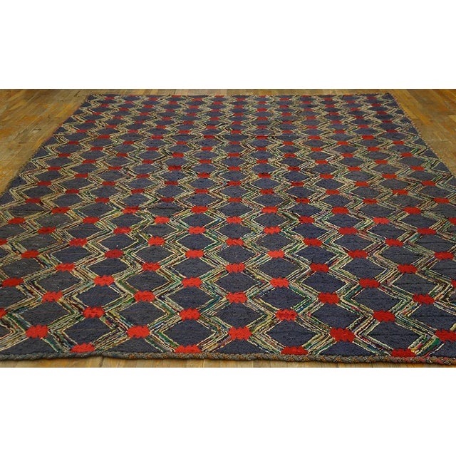 Mid 20th Century American Hooked Rug ( 8'6" x 11'6" - 260 x 350 )