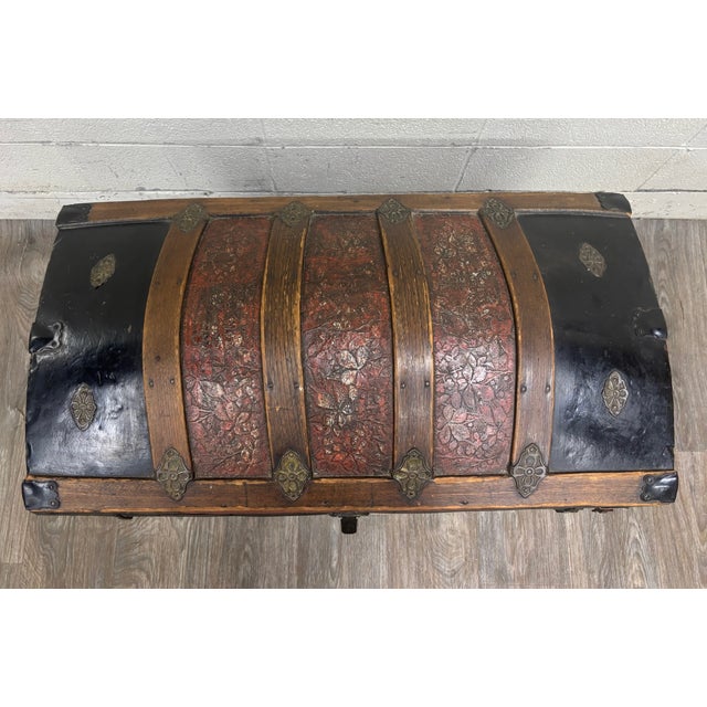 Antique Victorian Dome Top Embossed Immigrant Trunk Steamer Trunk For Sale - Image 4 of 18