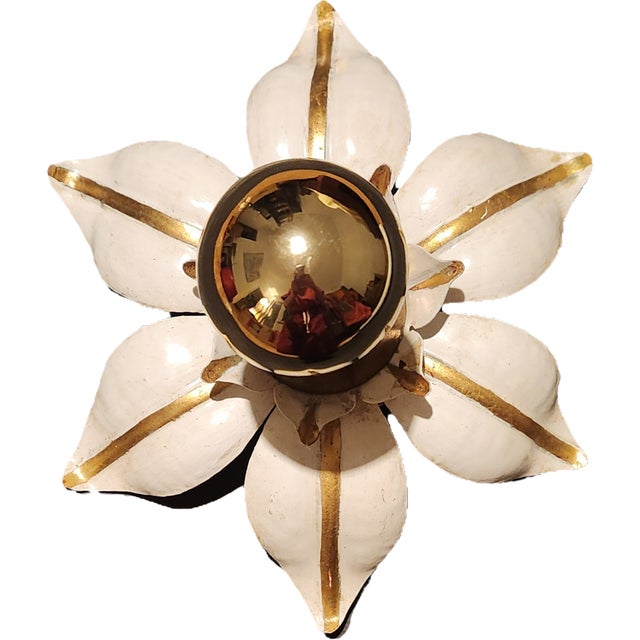 Florentine Hollywood Regency Style Hand-Forged Gilded Ceiling or Wall Lamps with Metal Leaves and Floral Patterns, 1950s For Sale - Image 4 of 18