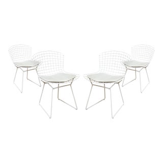 Set of 4 Modern Harry Bertoia White Side Chairs With Vinyl Seat Pads For Sale