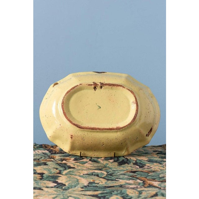 Faience Yellow Floral Dishes from Moustiers, 1700s, Set of 2 For Sale - Image 9 of 10