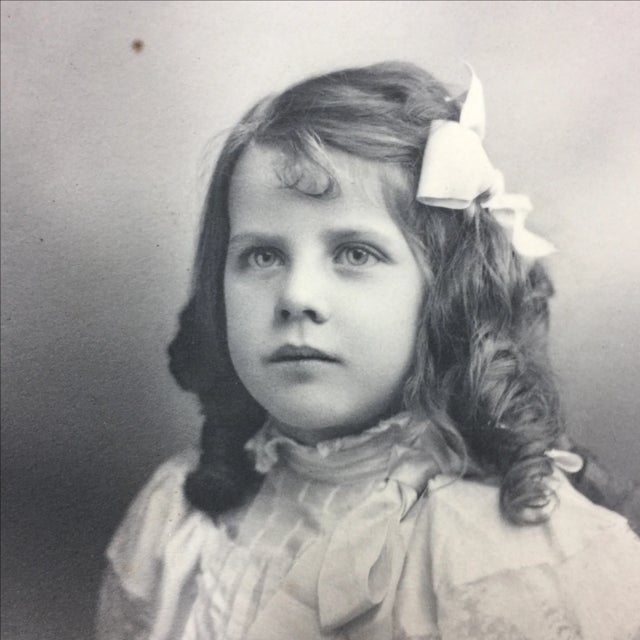 American Antique 19th-Century Photograph Portrait of a Girl For Sale - Image 3 of 5