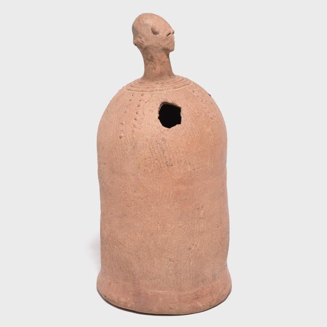 Bura Terracotta Spirit Vessel, C. 1900 For Sale In Chicago - Image 6 of 6
