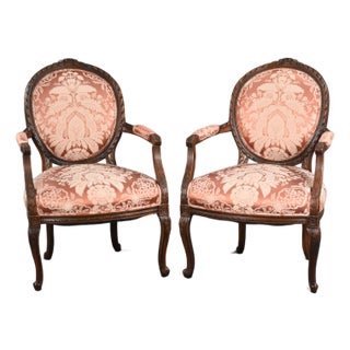New Scalamandre Damask on 1920s Louis XV-style Bergere Accent Chairs, Reupholstered Pair of French Provincial Armchairs For Sale