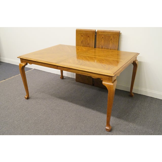 20th Century Traditional American Drew Bookmatched Oak Dining Table