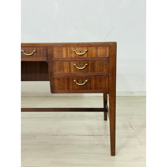 Freestanding Desk in Mahogany For Sale - Image 3 of 16