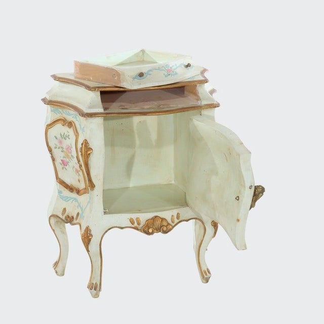 Wood French Rococo Style Louis XIV Hand Painted Bombay Side Stand With Cherubs 20thC For Sale - Image 7 of 12