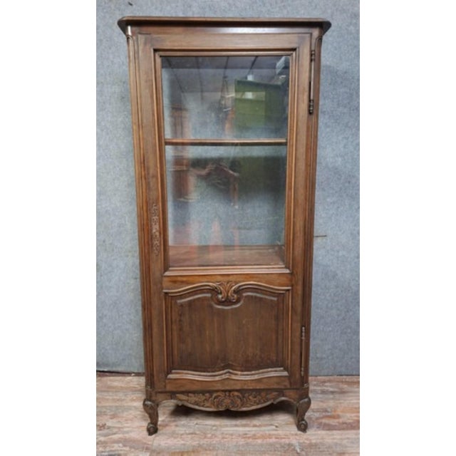 Mid-20th Century Louis XV French Display Cabinet in Walnut For Sale - Image 9 of 9